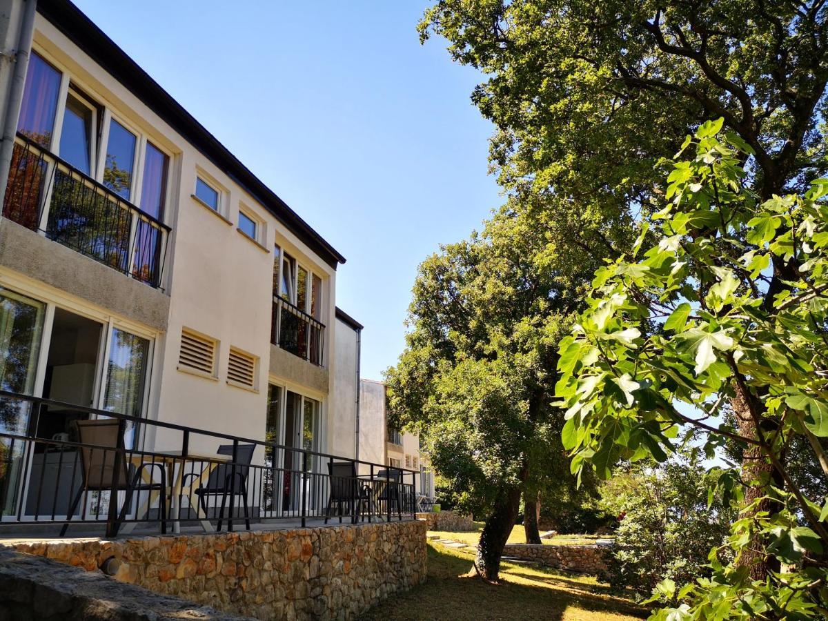 Guest House Morska Grota Povile Esterno foto