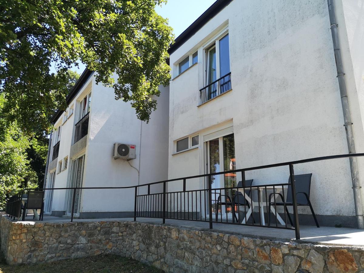 Guest House Morska Grota Povile Esterno foto