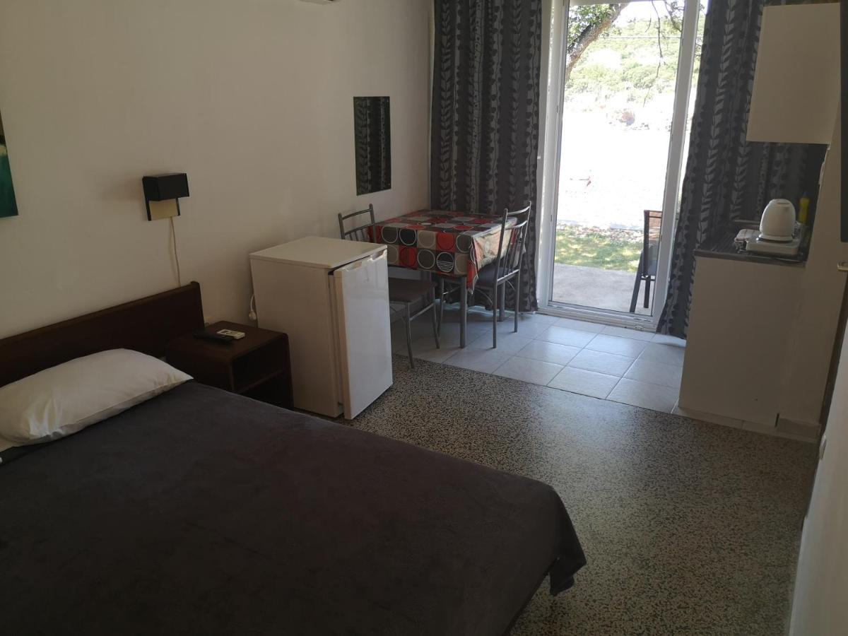 Guest House Morska Grota Povile Esterno foto