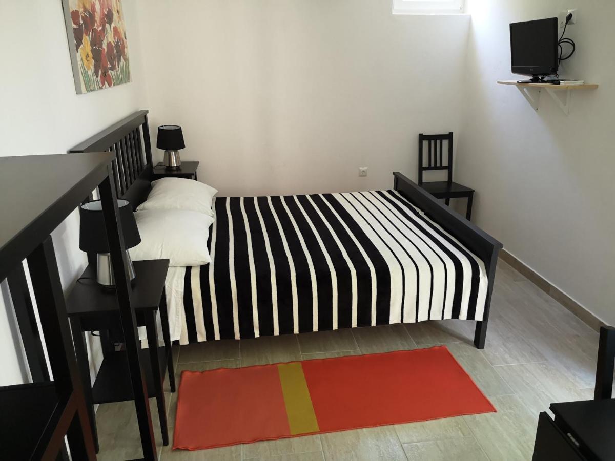 Guest House Morska Grota Povile Esterno foto