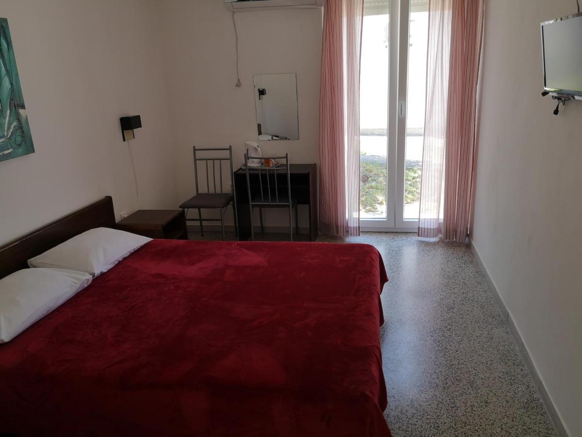 Guest House Morska Grota Povile Esterno foto