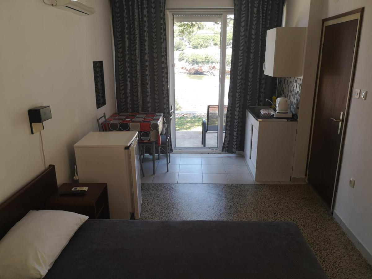 Guest House Morska Grota Povile Esterno foto