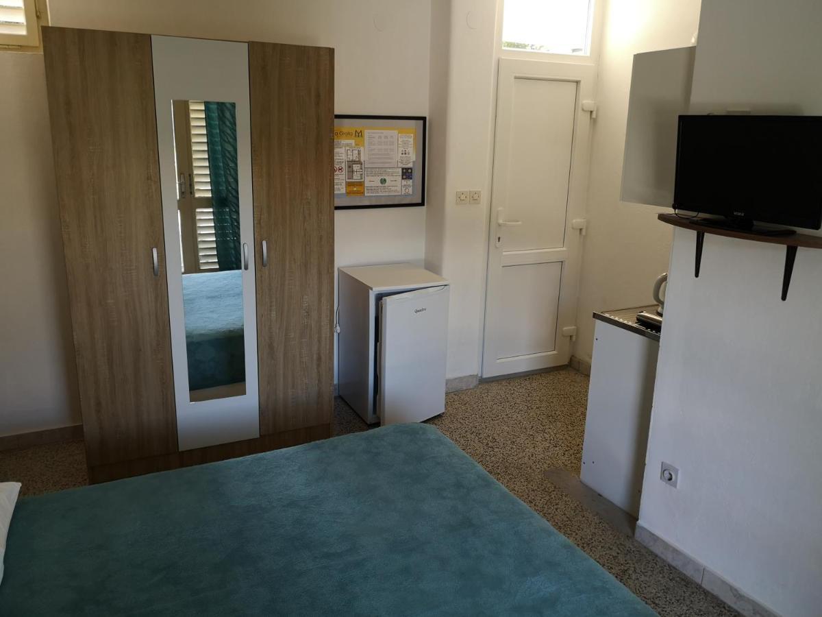 Guest House Morska Grota Povile Esterno foto