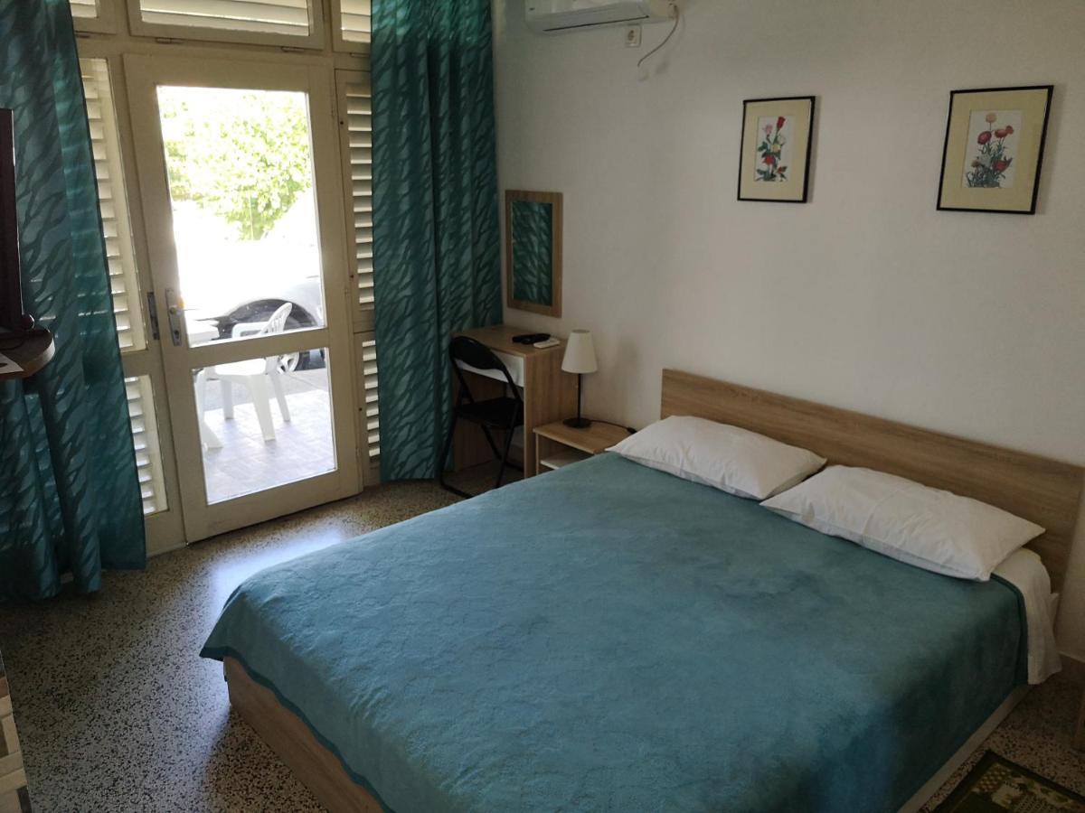 Guest House Morska Grota Povile Esterno foto