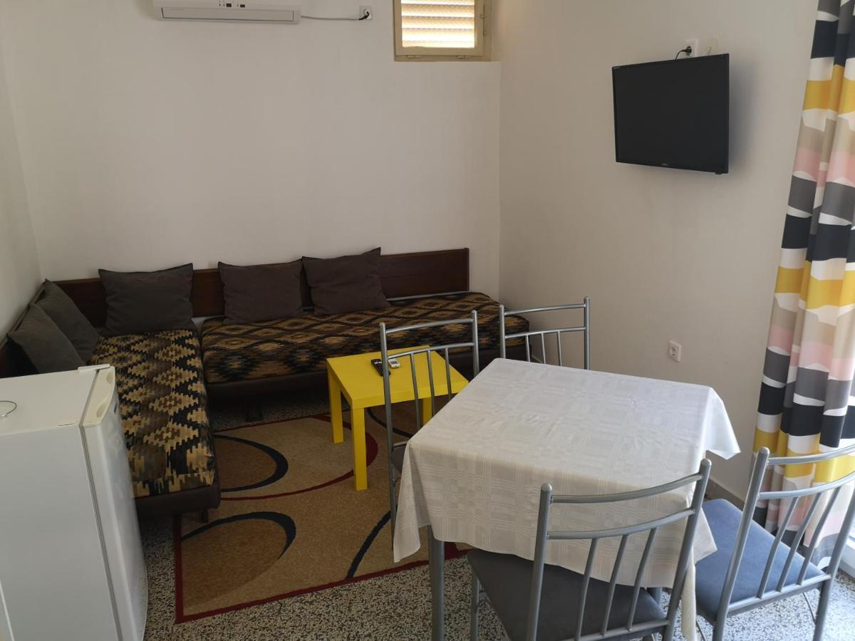Guest House Morska Grota Povile Esterno foto